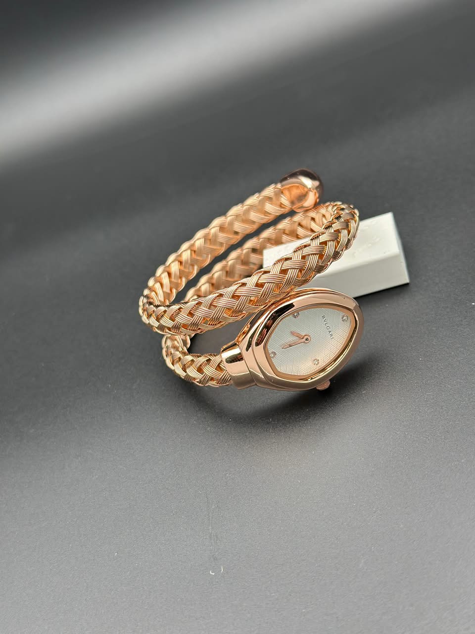 Elegant Rose Gold Women’s Bracelet Watch - Image 12