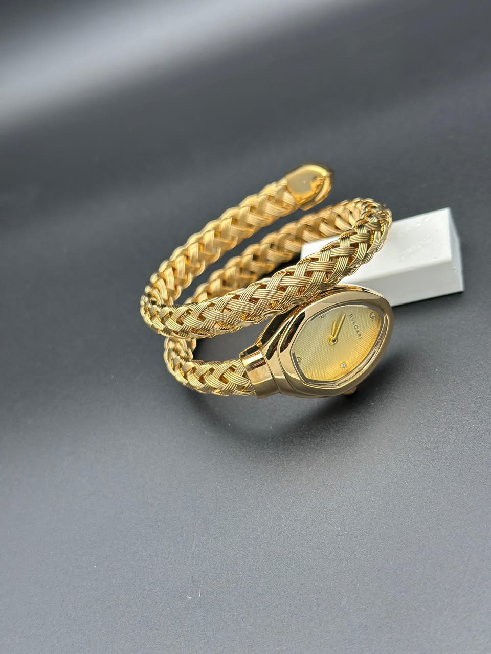 Elegant Rose Gold Women’s Bracelet Watch - Image 8