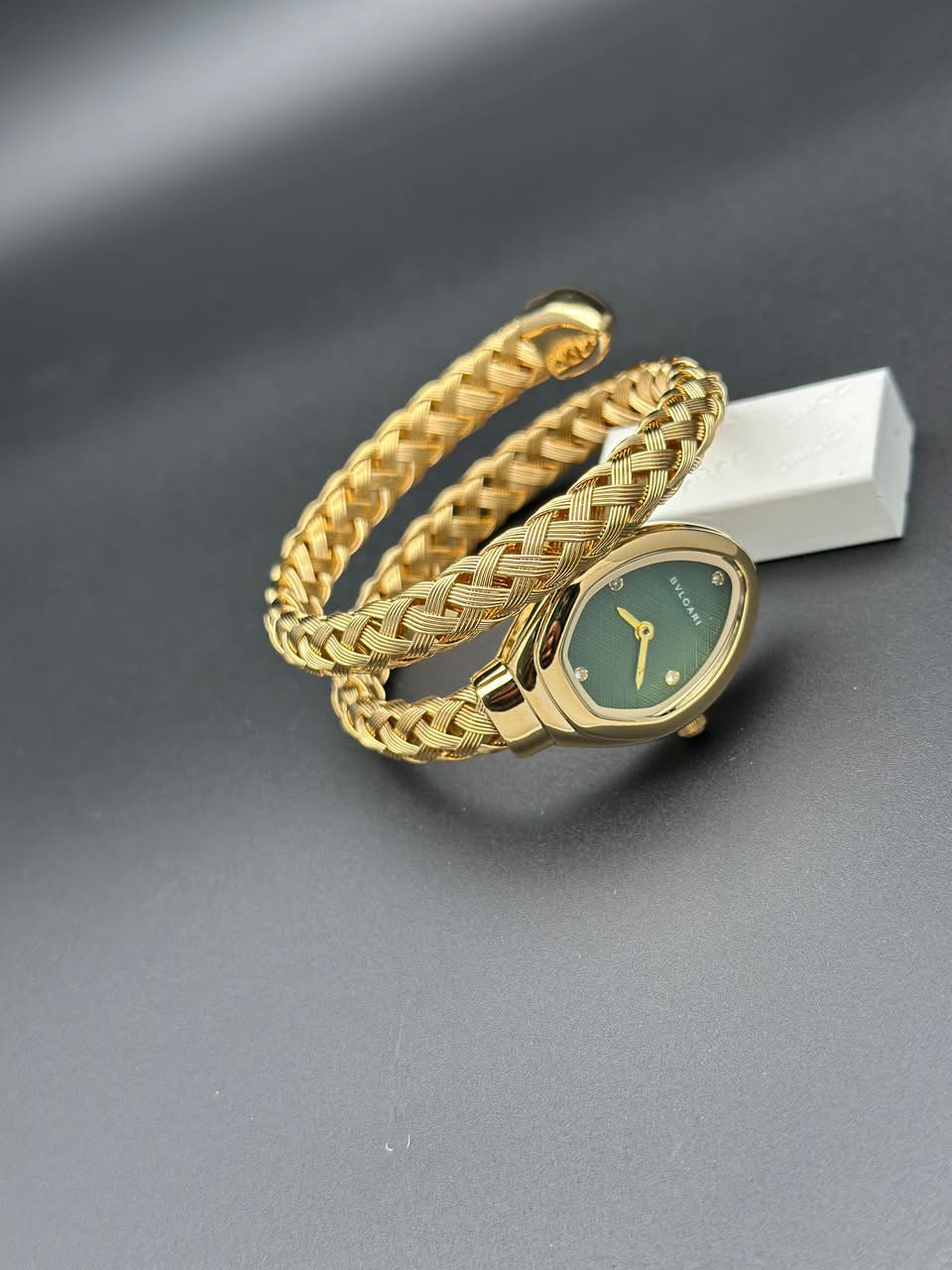 Elegant Rose Gold Women’s Bracelet Watch - Image 7