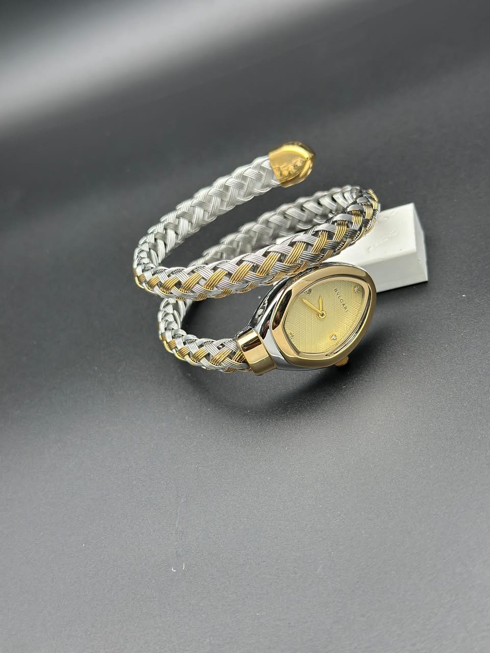 Elegant Rose Gold Women’s Bracelet Watch - Image 5